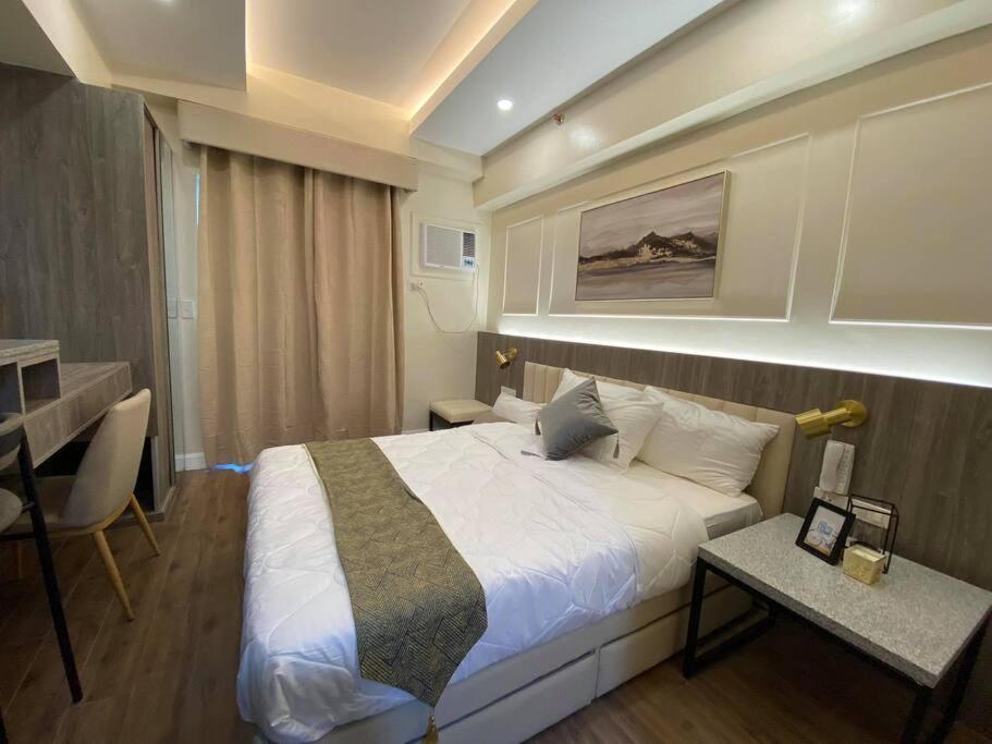Condo Near Ayala Cebu City W Wifi Balcony Dış mekan fotoğraf