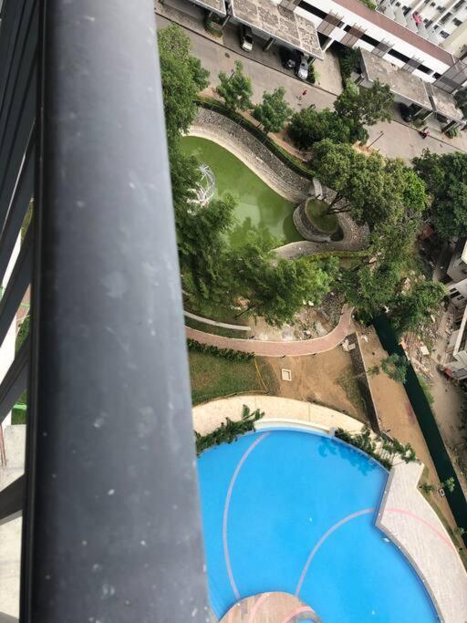 Condo Near Ayala Cebu City W Wifi Balcony Dış mekan fotoğraf