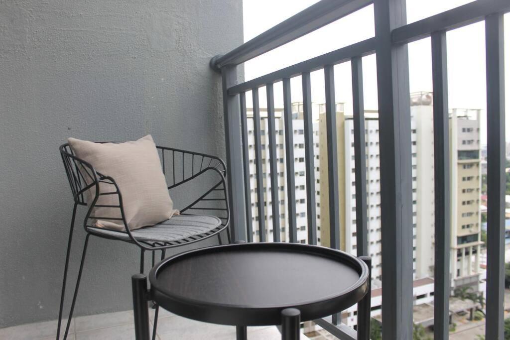 Condo Near Ayala Cebu City W Wifi Balcony Dış mekan fotoğraf